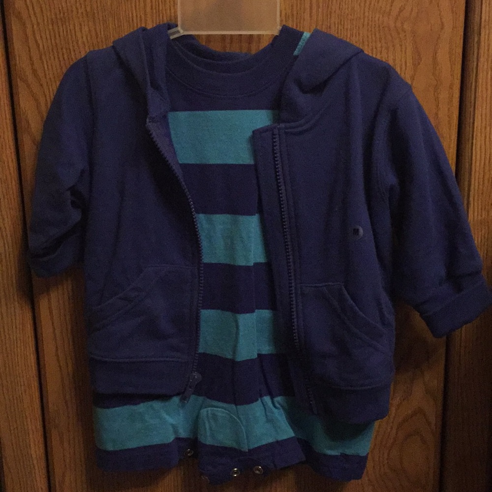 BabyGap RugbyStripe Short Sleeve Onesie BlueHoodie